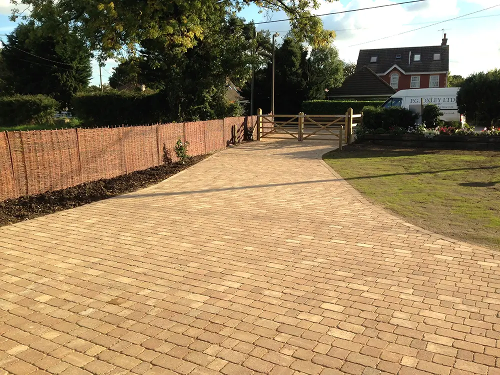 oxleys-next-gen-driveways-landscaping
