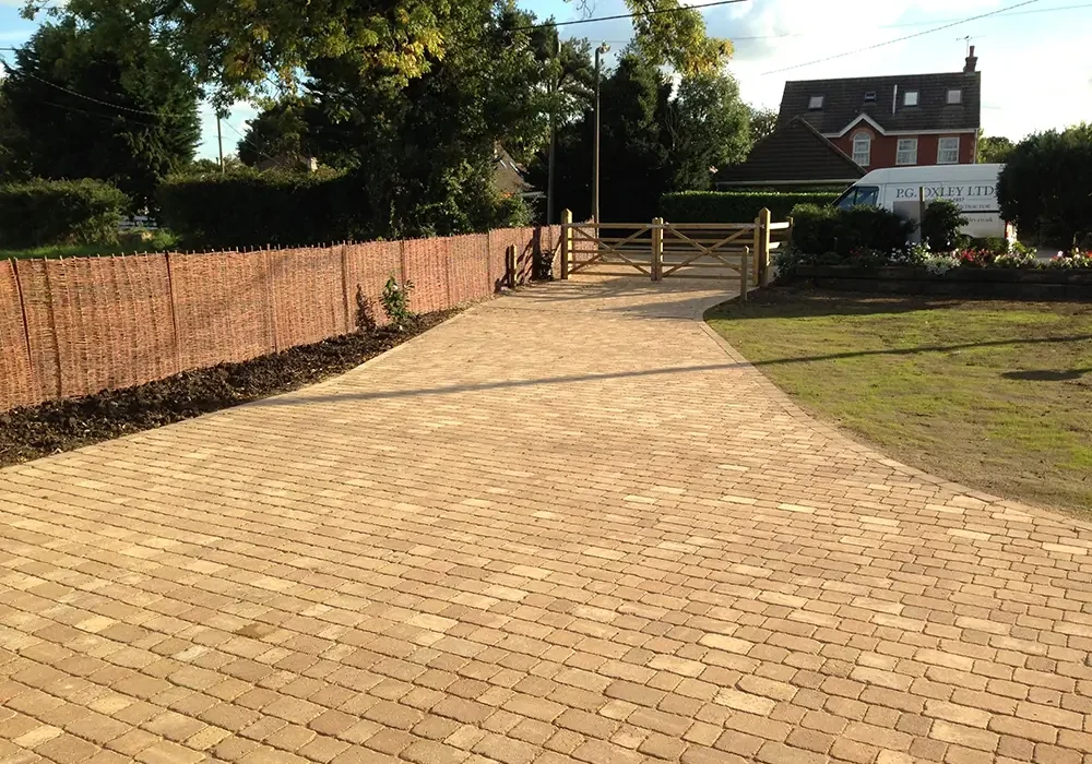 oxleys-next-gen-driveways-landscaping